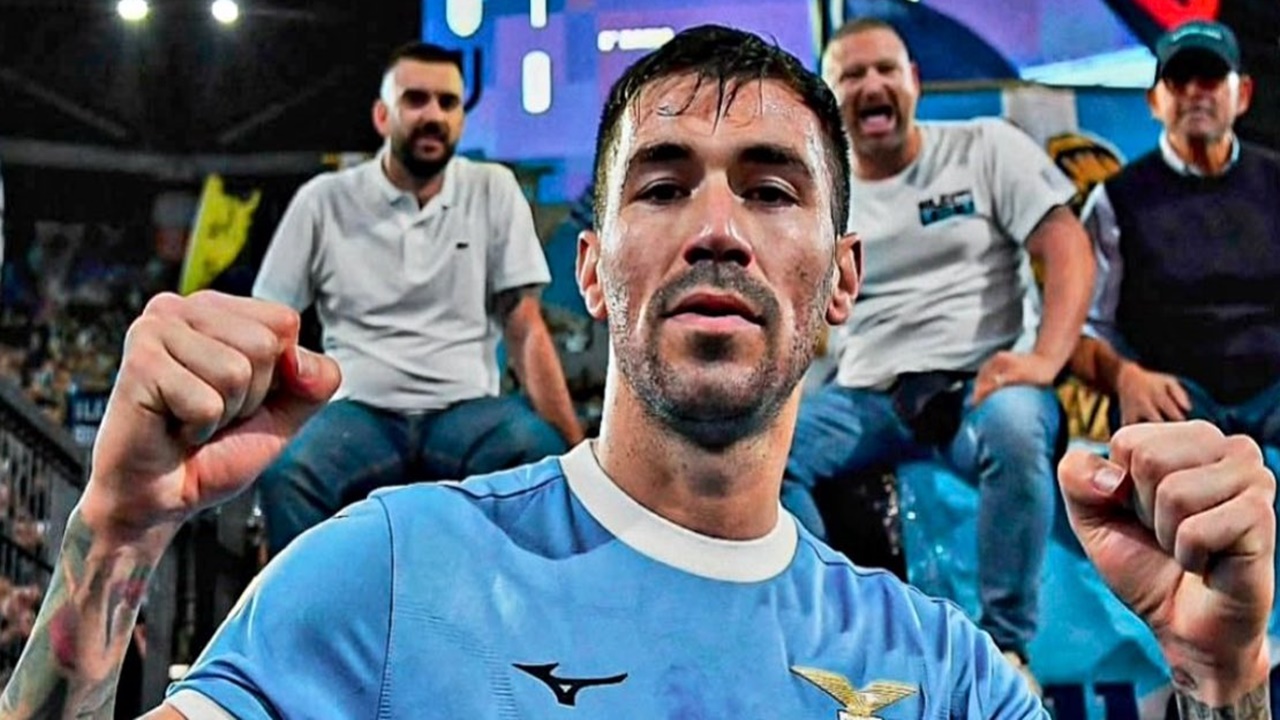 Bek Tengah Lazio