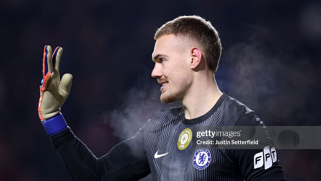 Filip Jorgensen masuk radar Bayer Leverkusen