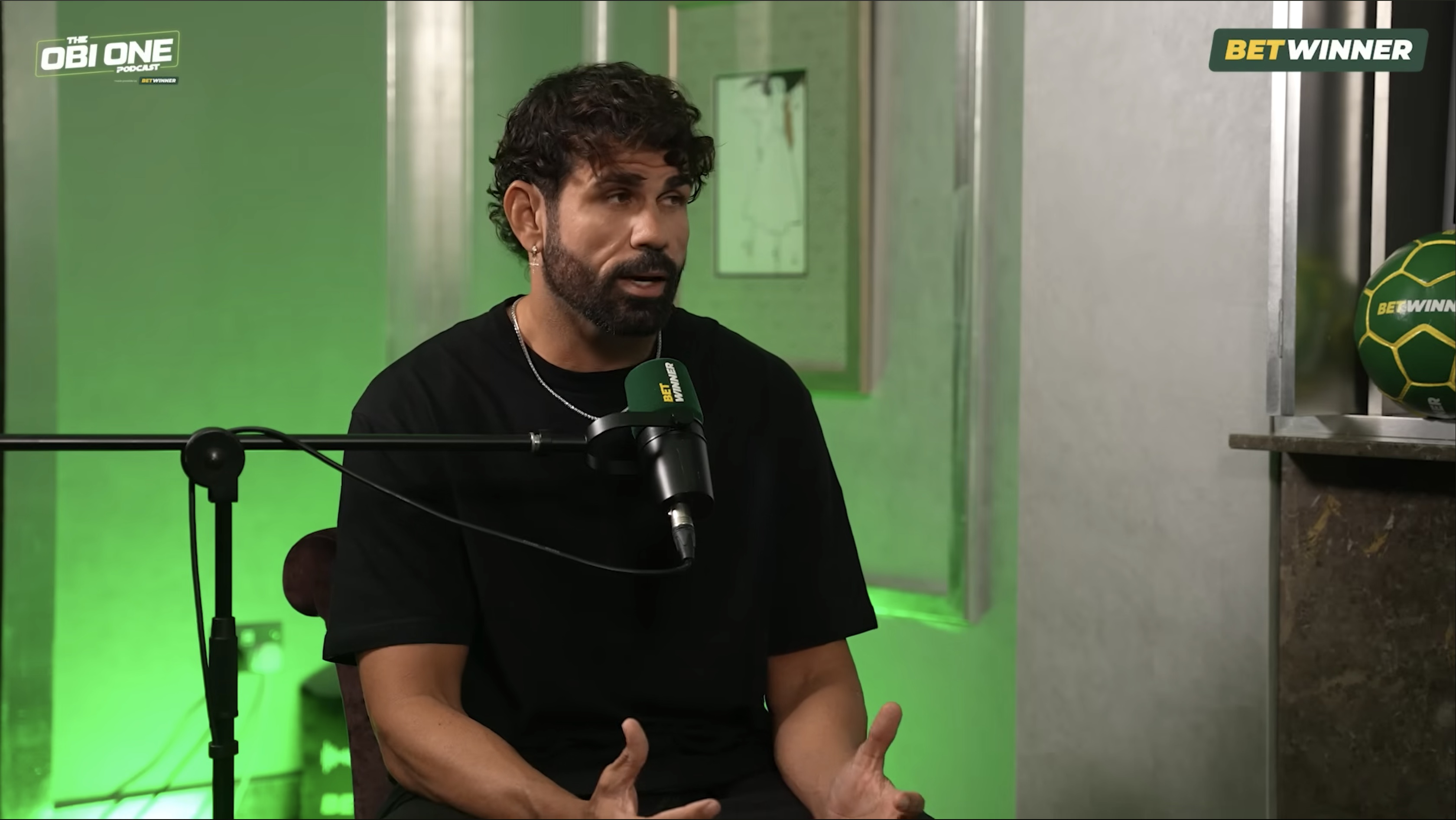 Diego Costa Beberkan Cara Maksimalkan Potensi Joao Pedro - sumber: (chelseanews)