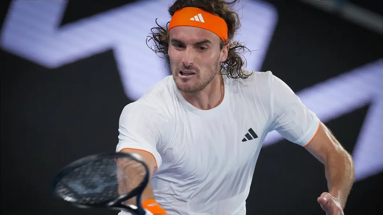 Stefanos Tsitsipas Tak Sembunyikan Kekecewaan Usai Kembali Telan Kekalahan Di Grand Slam