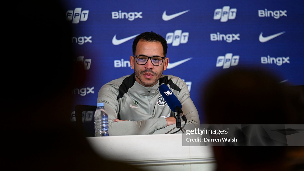 Pelatih Chelsea, Liam Rosenior