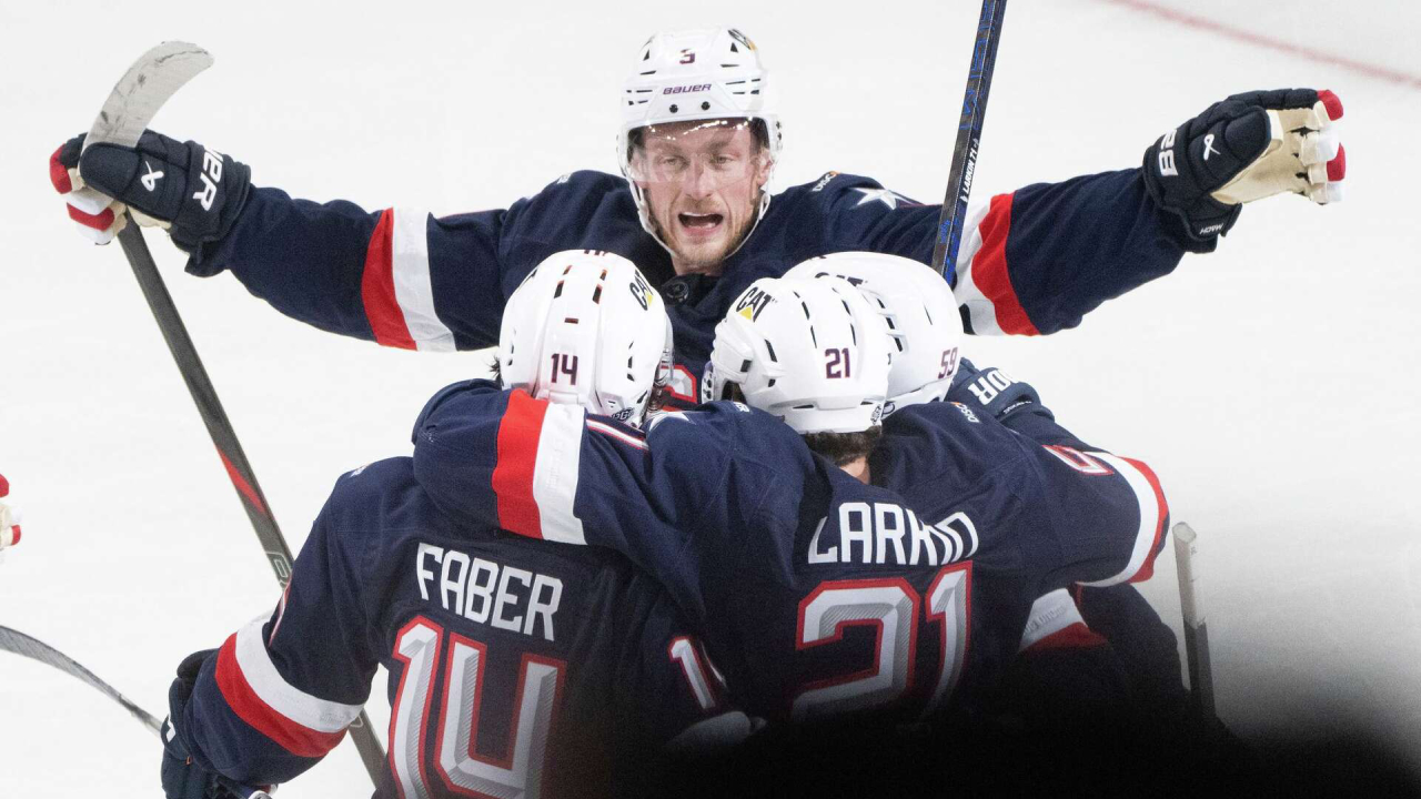 Sebanyak 12 pemain NHL veteran yang pernah tampil di Olimpiade 2014 kembali hadir di tim hoki es AS, termasuk Sidney Crosby dan Drew Doughty. (Foto: AP)