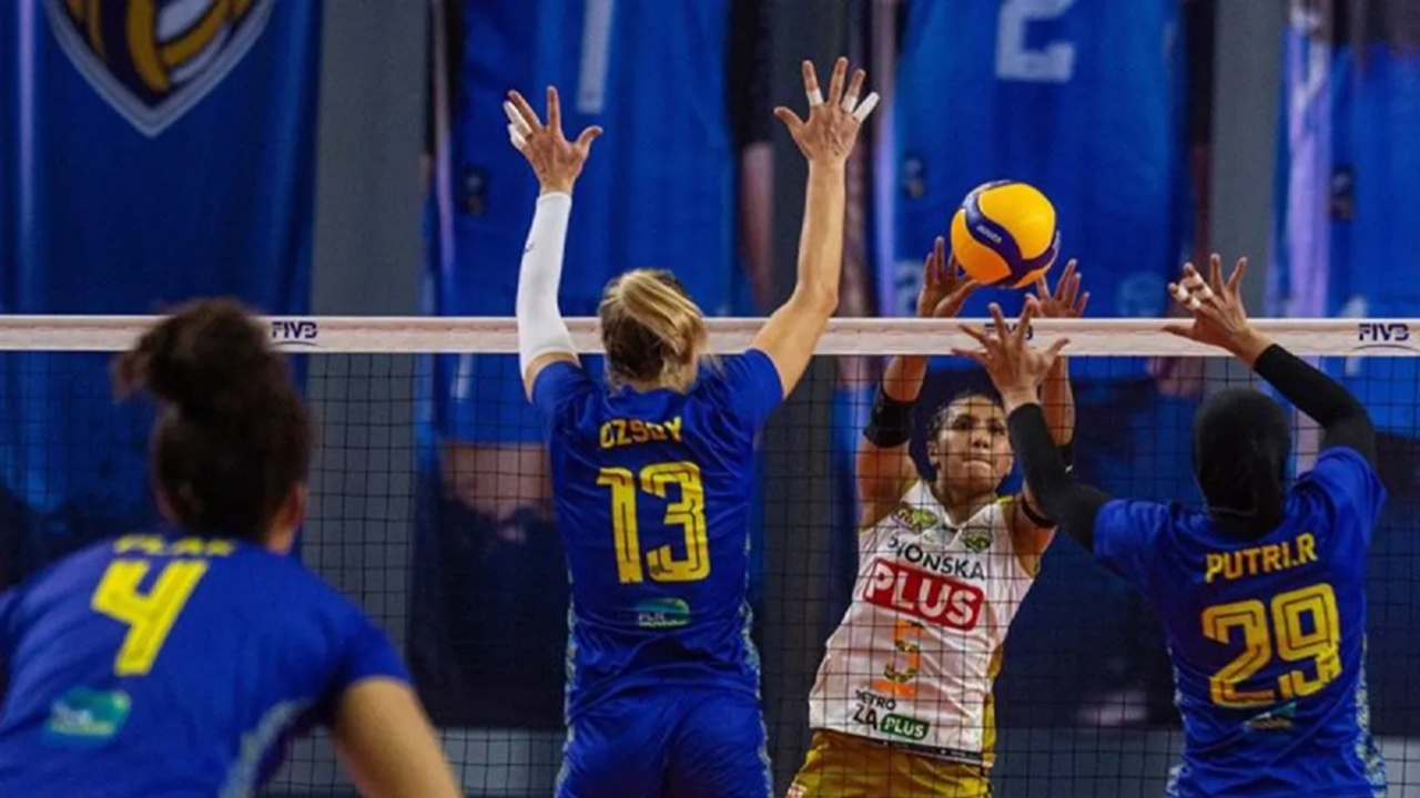 Gresik Phonska Pimpin Klasemen Proliga Putri Usai Libas JEP