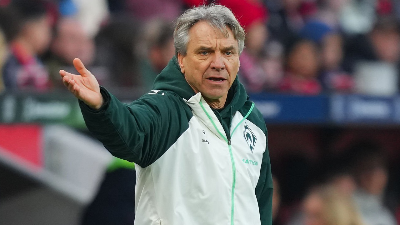 Pelatih Werder Bremen, Horst Steffen.