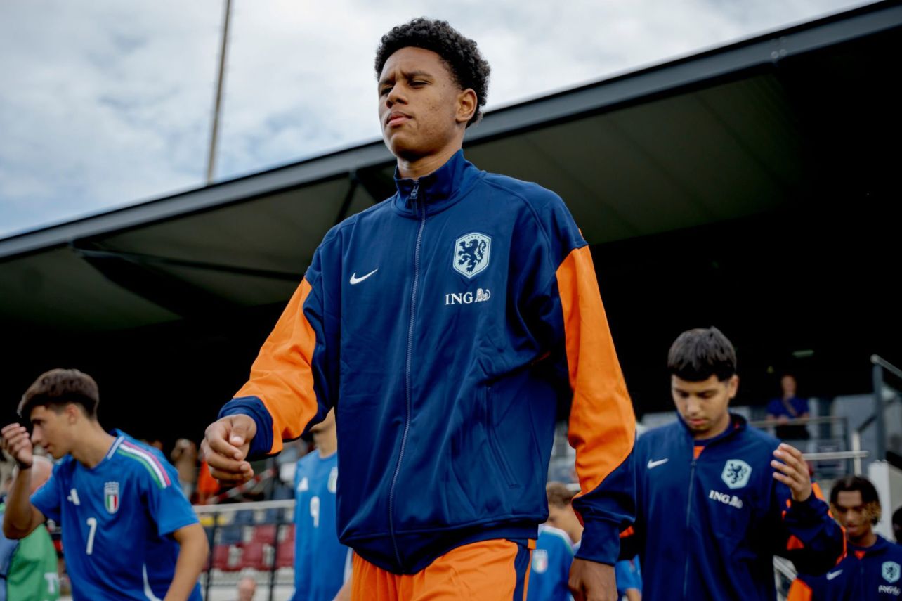 Barcelona Segera Rampungkan Empat Perekrutan Baru - sumber: (footballespana)