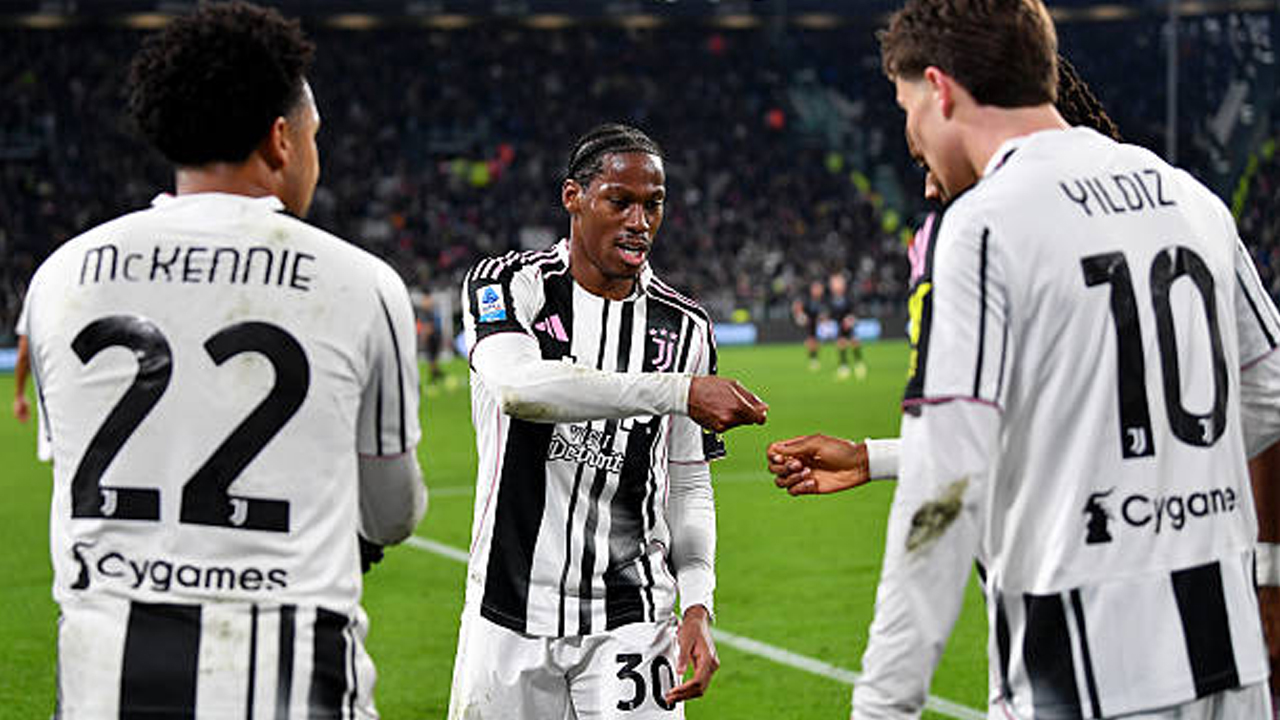 Juventus Bungkam Napoli, Penampilan David dan McKennie Dapat Apresiasi