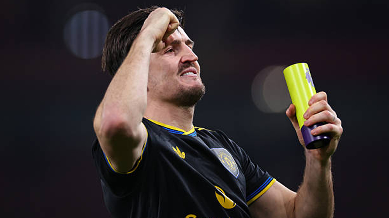 MU ke Big Four, Harry Maguire Puji Energi Baru yang Dibawa Michael Carrick