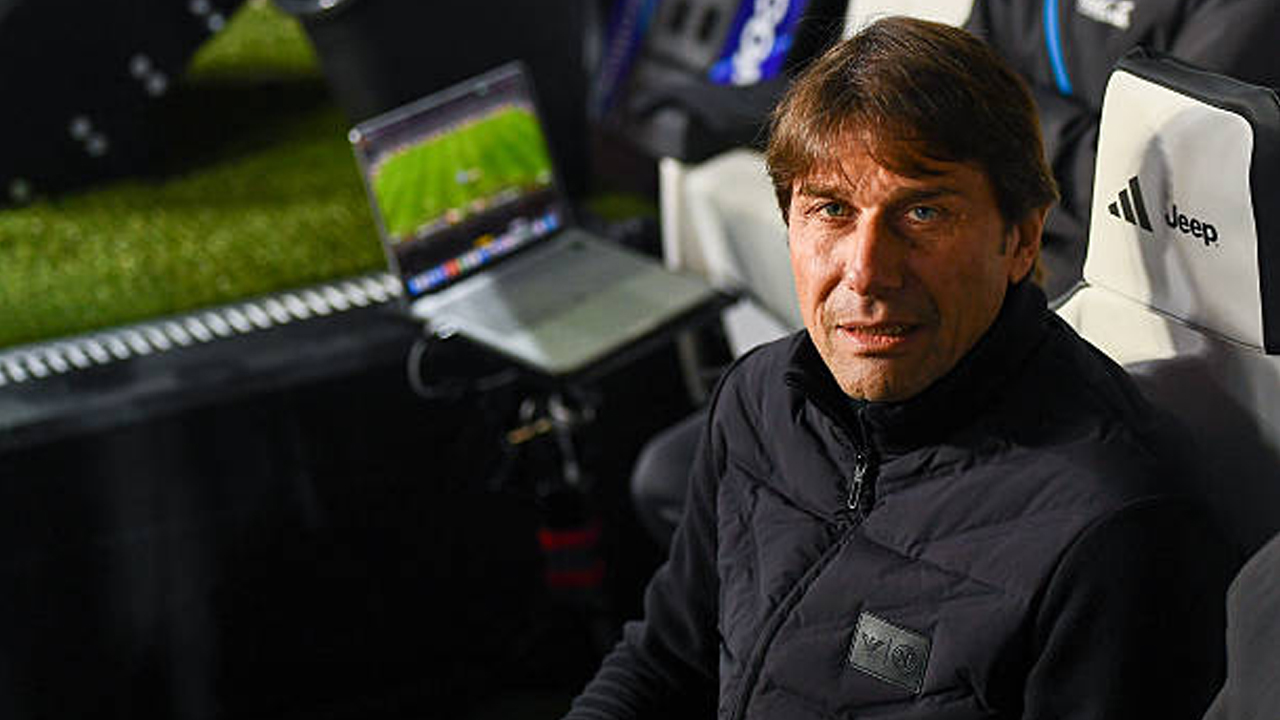 Napoli Dibantai Juventus, Antonio Conte Nilai Tak Ada yang Perlu Dikritik