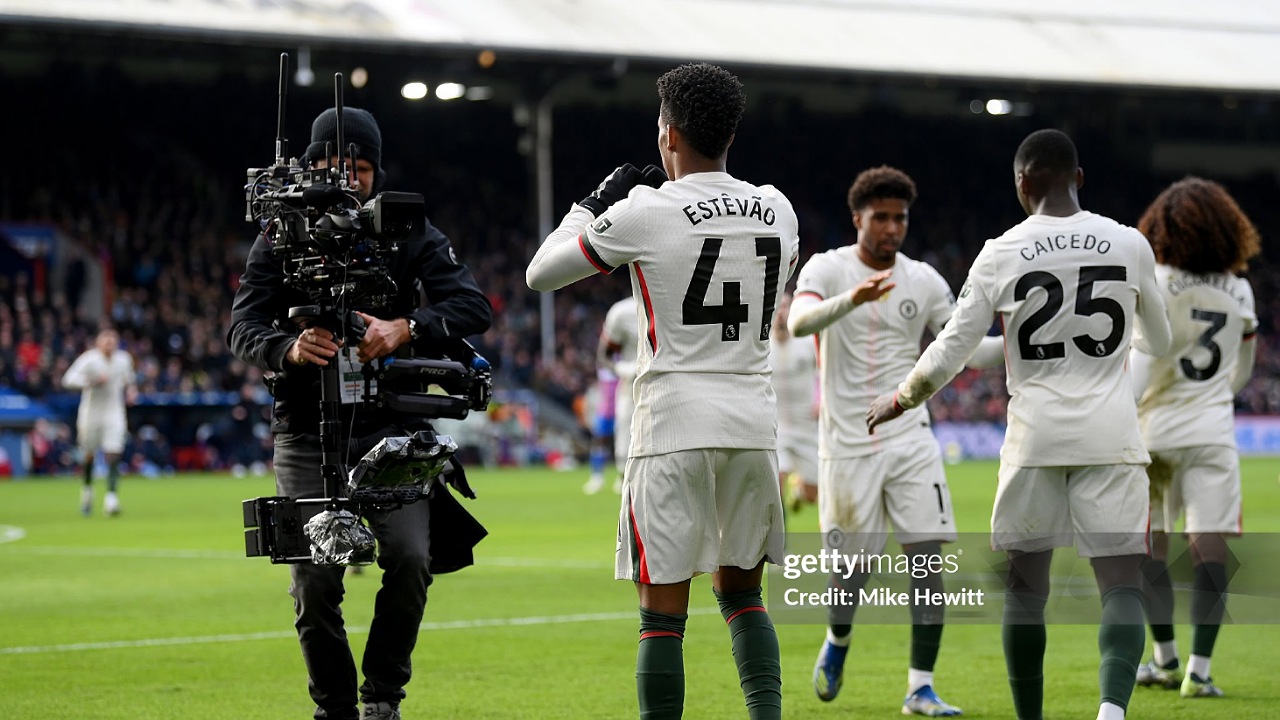 Wonderkid Chelsea, Estevao Willian