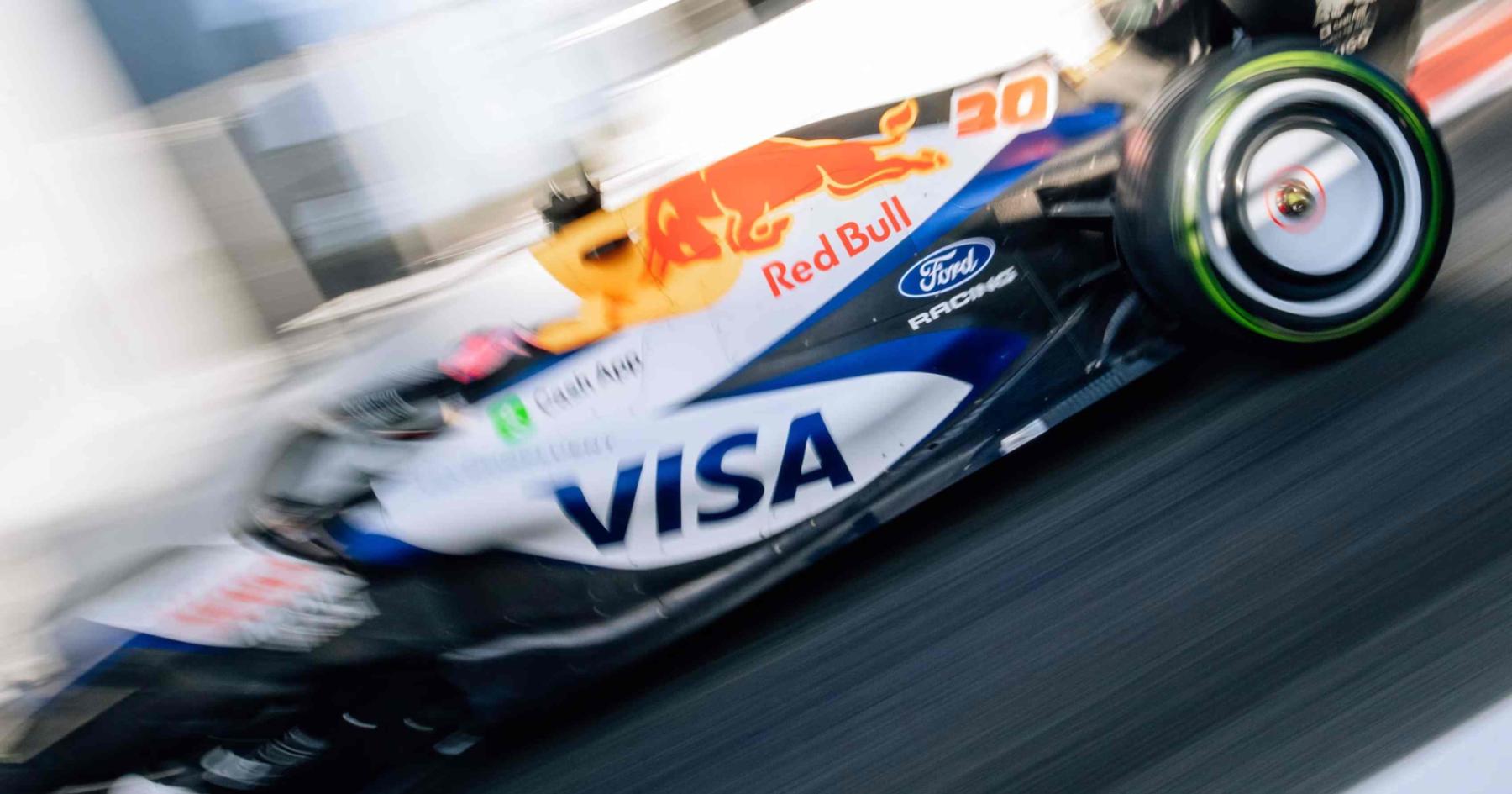 Liam Lawson Beri Dukungan Besar untuk Red Bull di Hari Pembuka - sumber: (racingnews365)