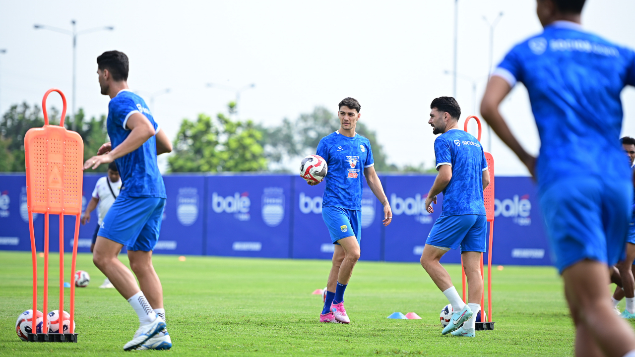Persib mulai asah taktikal melawan Persis