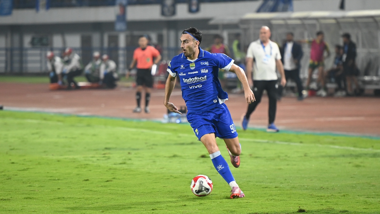 Striker Persib, Andrew Jung