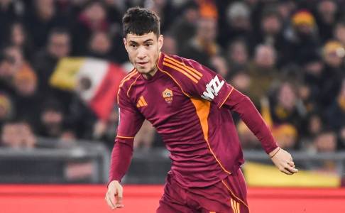 AS Roma vs Como Berjalan Panas, Cesc Fabregas Puji Matias Soule