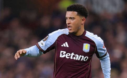 Aston Villa Kunci Jadon Sancho, Monaco, Dortmund, dan Como Gigit Jari