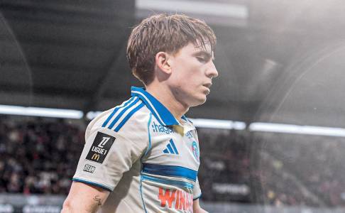 Atletico Madrid dan Chelsea Bersaing Amankan Pemain Serba Bisa Strasbourg