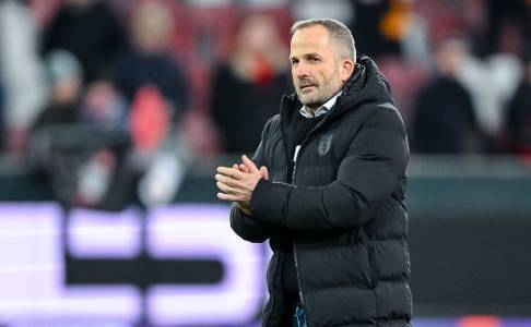 Augsburg Siap Tantang Frankfurt, Ini Pesan Manuel Baum