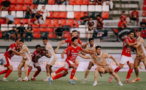 Bali United Gagal Menang di Kandang, Johnny Jansen Ungkap Penyebabnya
