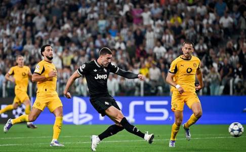 Barcelona Mulai Meragu Datangkan Dusan Vlahovic, AC Milan Mendekat