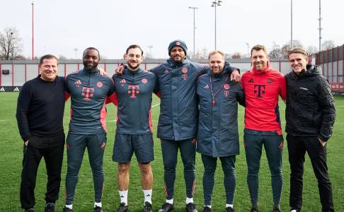 Bayern Munich Resmi Perpanjang Kontrak Semua Staf Pelatih Vincent Kompany