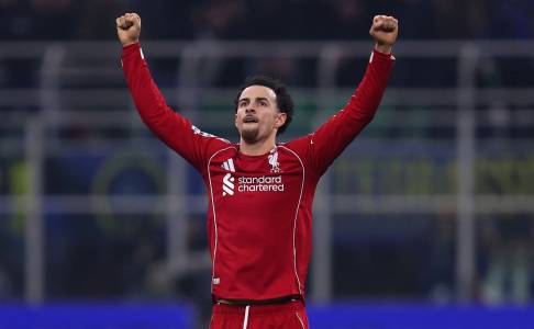 Bersinar Bersama Liverpool, Curtis Jones Puji Pengaruh Besar Steven Gerrard