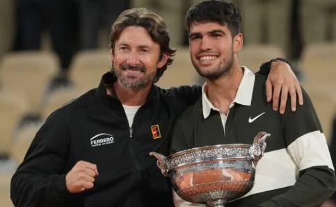 Carlos Alcaraz Secara Mengejutkan Pecah Kongsi Dengan Sang Pelatih