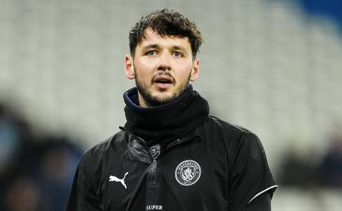 Chelsea Bisa Kejar James Trafford, Robert Sanchez Dinilai Tak Konsisten