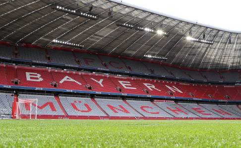 Demi Tak Ada Sanksi Lebih Besar, Bayern Munich Tutup Tribun Sudkurve di UCL