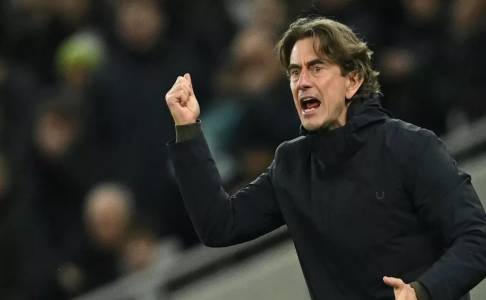 Dikalahkan Liverpool, Frank Puji Dua Hal Dari Pemain Tottenham