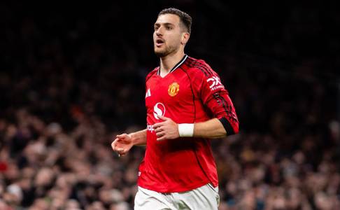 Diogo Dalot Kecewa Berat Usai Golnya Tak Cukup Menangkan MU