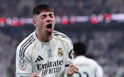Fede Valverde Berikan Dukungan untuk Vinicius Jr