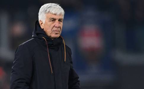 Gian Piero Gasperini Tolak Bahas Peluang AS Roma dalam Perburuan Gelar