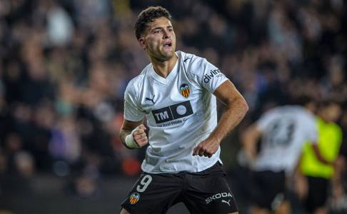 Hugo Duro Puji Semangat Juang Valencia Meski Gagal Kalahkan Mallorca