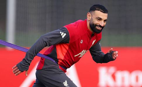 Ikut Latihan Terbuka Liverpool, Masa Depan Mohamed Salah Masih Tanda Tanya