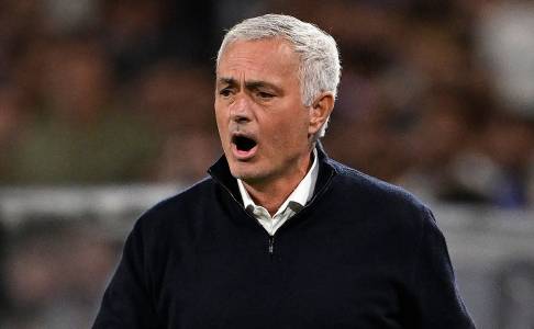 Jose Mourinho Menilai Milan, Inter dan Napoli Sebagai Kandidat Scudetto
