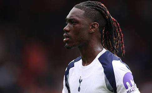 Lama Absen, Yves Bissouma Tetap Dipanggil Timnas Mali untuk Piala Afrika