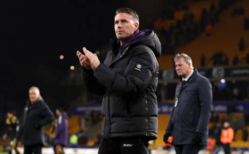 Lawan Arsenal, Rob Edwards Minta Wolves Tetap Percaya Diri