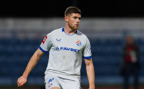 Lazio dan Milan Bersaing Amankan Servis Bek Dinamo Zagreb