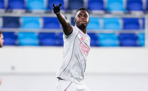 Lyon Menang Telak atas Maccabi Tel Aviv, Moussa Niakhate Mengaku Puas