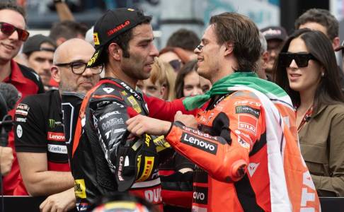 Mantan Rider Ducati Puji Nicolo Bulega Sebagai Sosok Fenomenal di WSBK