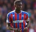 Marc Guehi Sulit, Chelsea Alihkan Fokus Rekrut Bek Nottingham Forest