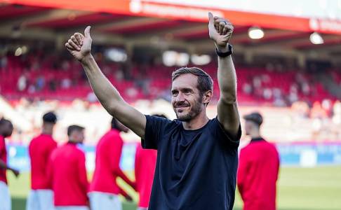 Meski Punya Rekor Buruk, Pelatih SC Freiburg Pede Bisa Kalahkan Dortmund