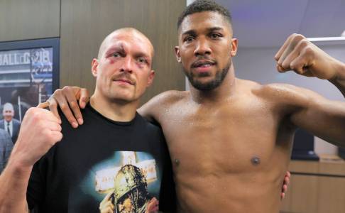 Oleksandr Usyk Siap Jadi Cornerman Anthony Joshua untuk Laga Kejuaraan