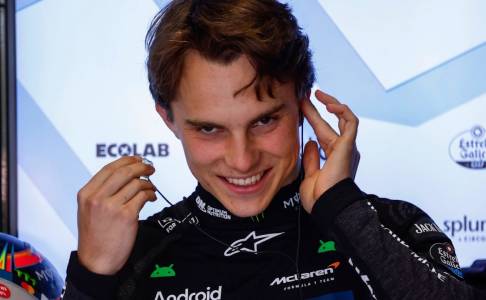 Oscar Piastri Tertekan di McLaren? Villeneuve Ungkap Dunia F1 yang Kejam