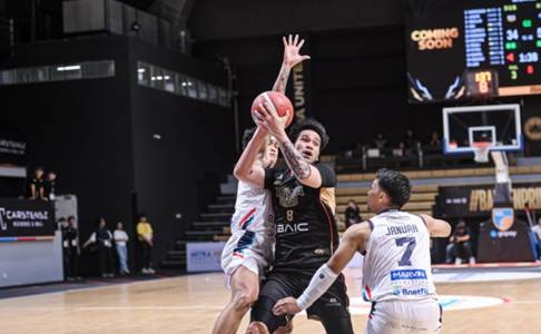 Patrick Nikolas Beberkan Perannya Bersama Dewa United Musim Ini