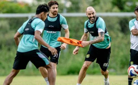 Persebaya Surabaya Bertekad Kembali ke Jalur Kemenangan, Siap Hadapi PSM