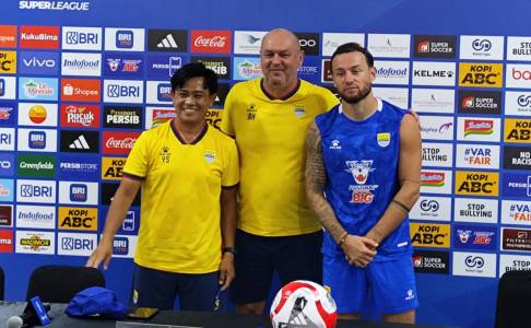 Persib Upayakan Rebut Puncak Klasemen Usai Borneo Kalah