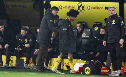 Petinggi Dortmund: Karim Adeyemi Dihukum Akibat Ngamuk di Laga vs Gladbach