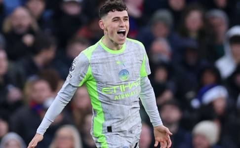 Phil Foden Senang Bisa Ikut Antar Man City Kalahkan Palace