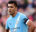 Rodri Masih Jauh Lebih Hebat Dibanding Declan Rice dan Moises Caicedo
