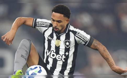 Salip Everton, Atletico Madrid Pimpin Perburuan Bek Botafogo